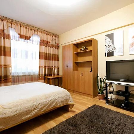 Nadezhda Apartments On Zhibek Zholy Avenue 33 Almaty Esterno foto